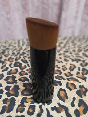 Chanel Mini Makeup Brush